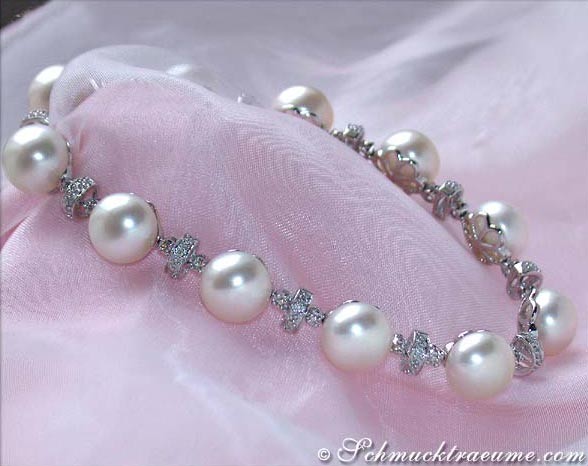 Edles Süßwasserperlen Armband in Weißgold 585 #1 Edles Süßwasserperlen Armband in Weißgold 585 #1