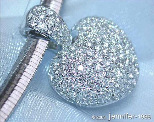 Feiner Herz Anhänger mit Brillanten in Weißgold 750 #1 Feiner Herz Anhänger mit Brillanten in Weißgold 750 #1